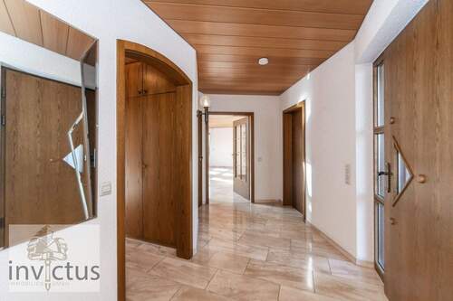 Blick vom Flur in die Räume - 