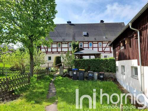 Hauszugang - Großzügiges Bauernhaus mit Nebengelass