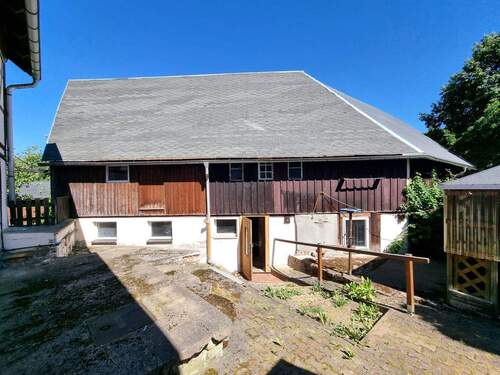 Nebengebäude - 1 Zimmer Einfamilienhaus in Altenberg / Falkenhain