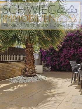 Gartenanteil mit Terrasse - Eigentumswohnung an der Costa Dourada in Spanien