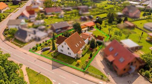 Lufftaufnahme - 6 Zimmer Einfamilienhaus zum Kaufen in Bastorf
