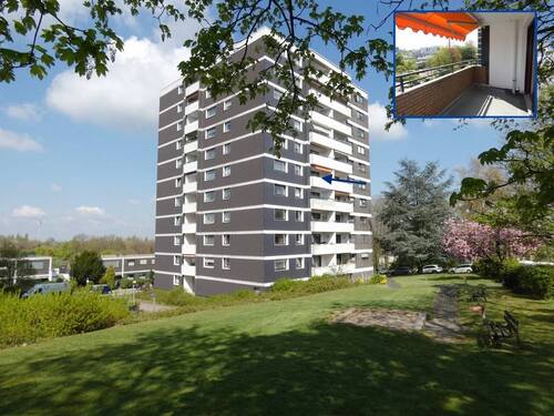 Etagenwohnung im 4.OG - 3- Zimmerwohnung mit schönem Ausblick, mit Sonnenloggia und 2 Stellplätzen