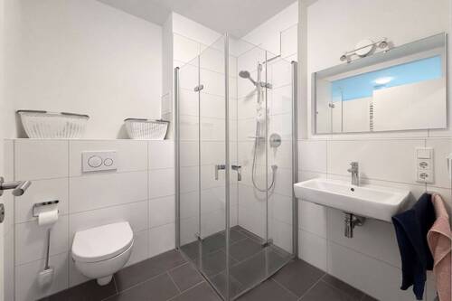 Badezimmer mit Oberlicht - 