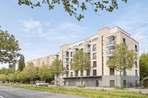 Eingebettet in die Bestandsarchitektur - 1 Zimmer Etagenwohnung in Berlin