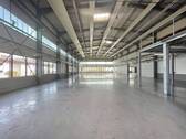 1. Halle - Moderner Fertigungsbetrieb mit Hallen und Bürokomplex