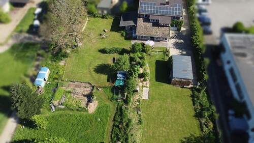 2 - 1 Zimmer Mehrfamilienhaus, Wohnhaus in Übach-Palenberg