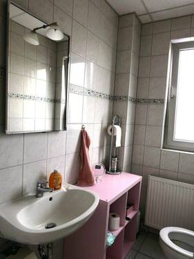 Sanitärbereich Büro - 