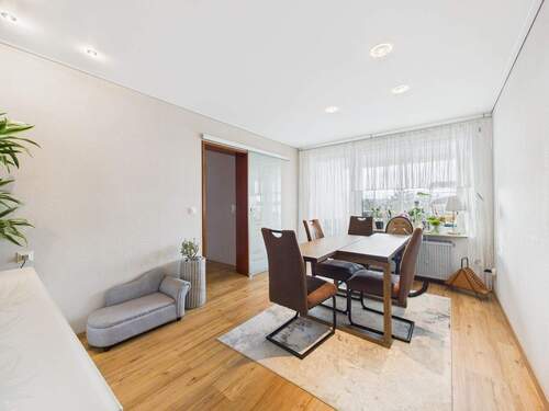 Esszimmer - 4 Zimmer Etagenwohnung in Böblingen