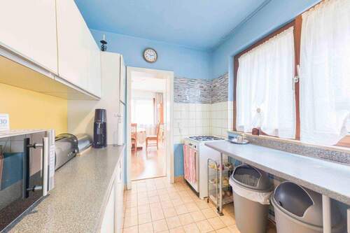 Küche - Mehrfamilienhaus, Wohnhaus mit 208,00 m&sup2; in Pfullingen zum Kaufen