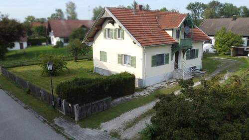 Ansicht Bild 1 - Großzügiges Baugrundstück mit Altbestand in Fahrenzhausen-Unterbruck