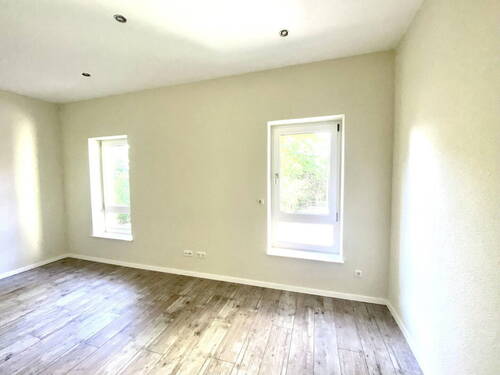 Kzi 1 mit Laminat Foto 1 - 