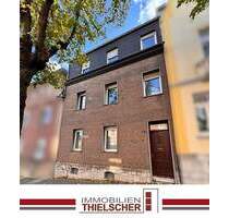 Zweifamilienhaus mit Garage und Garten in Stolberg-Büsbach - Stolberg (Rheinland) / Büsbach