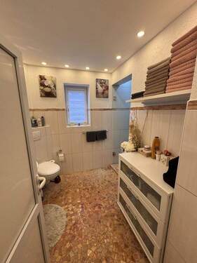 Bild 4 - Mehrfamilienhaus, Wohnhaus mit 314,00 m² in Raubling zum Kaufen