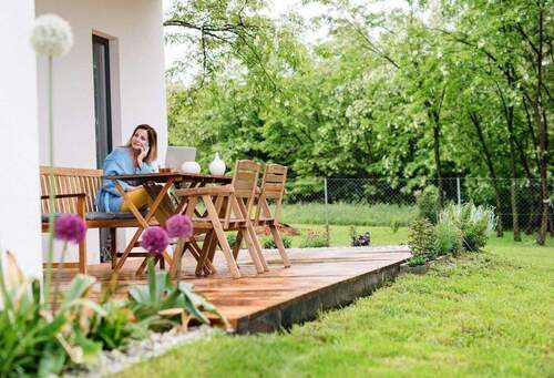 Auszeit auf ihrer Terrasse - Neue Häuser in Nürnberg-Gerasmühle-neue Förderung ab 15.12.25