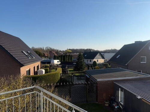 Wohnzimmer / Balkon - 3 Zimmer Etagenwohnung in Rehburg-Loccum