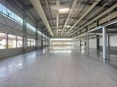 1. Halle - Moderner Fertigungsbetrieb mit Hallen und Bürokomplex