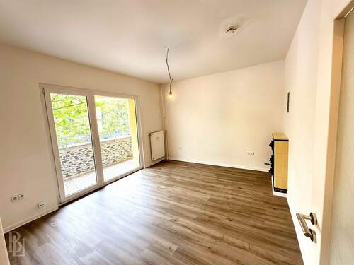 Wohnzimmer Ist Zustand - Etagenwohnung mit 55,00 m&sup2; in Berlin zum Kaufen