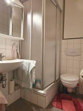 1. OG re., Badezimmer - 