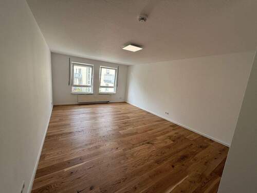 Wohnen u. Schlafen - Etagenwohnung mit 43,30 m² in Fürth zur Miete