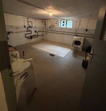 Wäscheraum/Waschmaschine - 