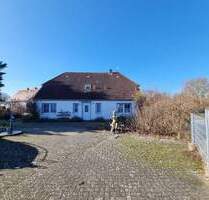 Charmantes Einfamilienhaus mit Einliegerwohnung und Nebengebäude in ruhiger Lage von Mursewiek auf Rügen - Ummanz