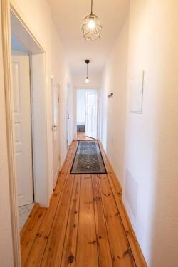 Flur - 2 Zimmer Etagenwohnung zum Kaufen in Berlin