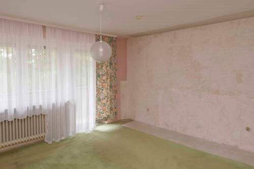 Schlafzimmer 3 - Obergeschoss -Zugang Loggia - 