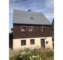 Landidylle trifft auf Zukunftspotenzial - Einfamilienhaus in Großrückerswalde