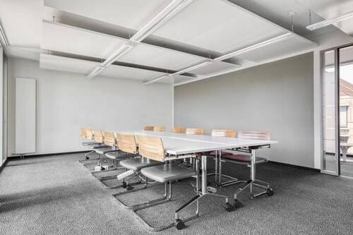Bild 8 - Privater Büroraum ganz auf Ihre individuellen Unternehmensbedürfnisse angepasst in Regus Stachus
