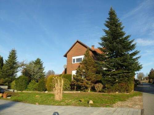 H-S-170-Hausansicht Süd.jpg - 7 Zimmer Mehrfamilienhaus, Wohnhaus zum Kaufen in Enger