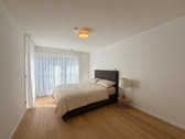Weiteres geräumiges Schlafzimmer - 