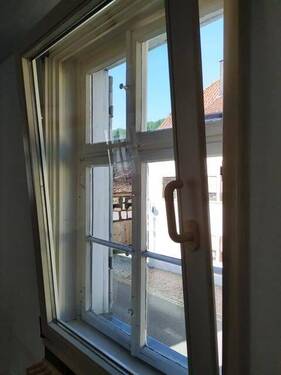Holz-Sprossenfenster plus 2-fachverglaste Isolierglasfenster - 