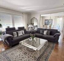Cadolzburg ! Freistehendes Einfamilienhaus, 217m² Wfl., 1.612m² Grund sowie 114m² Nutzfl., kostenfreie Einbauküche