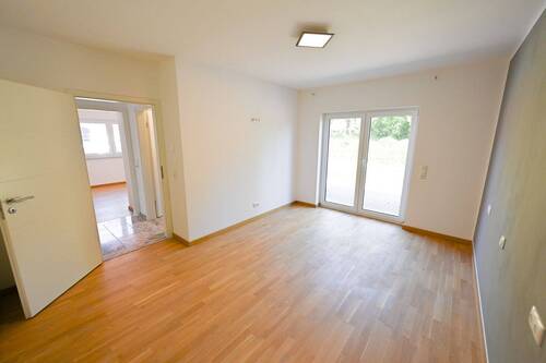 DSC_4084 - 4 Zimmer Doppelhaushälfte in Oberleichtersbach