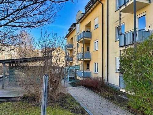 Hausansicht Rückseite - Neubau in Mockau-Süd...Vermietete ETW mit Balkon zu verkaufen!