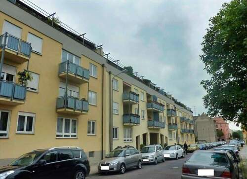 Hausansicht - 3 Zimmer Etagenwohnung zum Kaufen in Leipzig