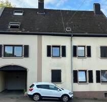 PERL: 4-FAMILIENHAUS MIT GARTEN UND GARAGE IN RUHIGER WOHNLAGE!