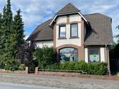 Titelbild - Geräumiges Mehrfamilienhaus mit 4 WEH in Zentrumsnähe