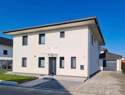 Bild 3 - 6 Zimmer Einfamilienhaus in Hengersberg