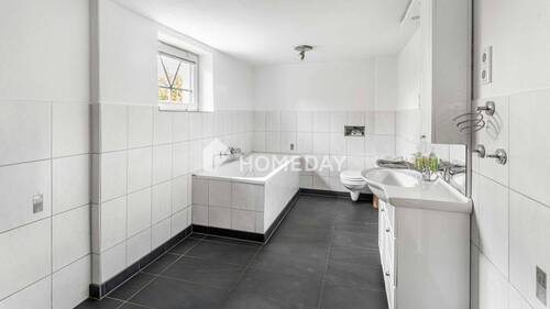 EG Badezimmer 1 - 