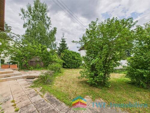 Gartenansicht - 6 Zimmer Einfamilienhaus zum Kaufen in Karlsruhe