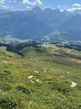 Lage - Eigentumswohnung in Sedrun -CH - 399.000,00&nbsp;EUR Kaufpreis, ca.&nbsp; 52,00&nbsp;m&sup2;&nbsp;Wohnfl&auml;che