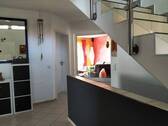 Eingangsbereich/Treppenhaus - 8 Zimmer Mehrfamilienhaus, Wohnhaus zum Kaufen in Igersheim