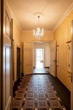 Innenansicht - 9 Zimmer Etagenwohnung in Radebeul