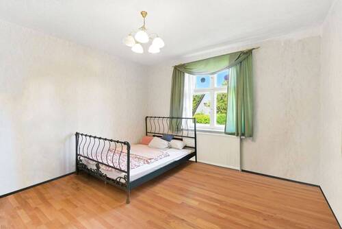 Schlafzimmer EG - 