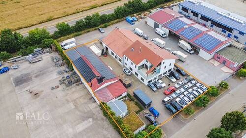 Drohne mit Markierung - 7 Zimmer Mehrfamilienhaus, Wohnhaus zum Kaufen in Möttingen