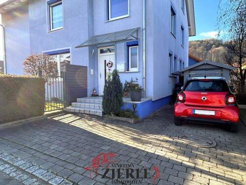 3- Stellplatz sonne - 5 Zimmer Doppelhaushälfte in Gingen an der Fils