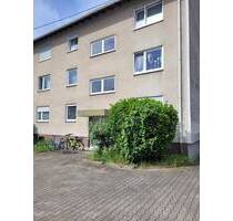 Komplett sanierte und renovierte 2 Zimmer-Küche-Bad Wohnung mit Balkon & Stellplatz - Ludwigshafen am Rhein / Maudach Mundenheim