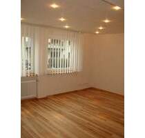 Praxisräume|Büro|Verkaufsräume(Handwerk),zentrumsnah,barrierefrei,Parkflächen - Attendorn