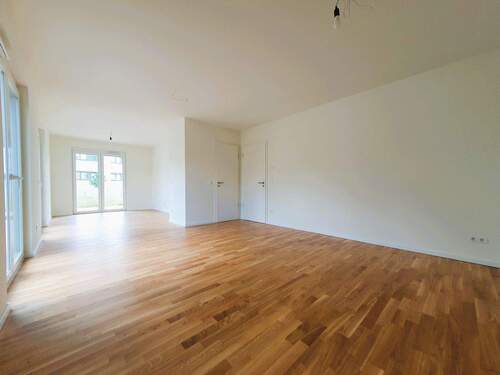 Wohnzimmer Bild 1 - 2 Zimmer Terrassenwohnung zum Kaufen in Ahrensburg